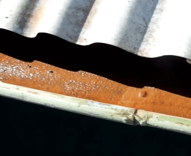 rusted roof guttering in Melbourne